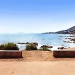 Apartahotel Creste E Mare 2*