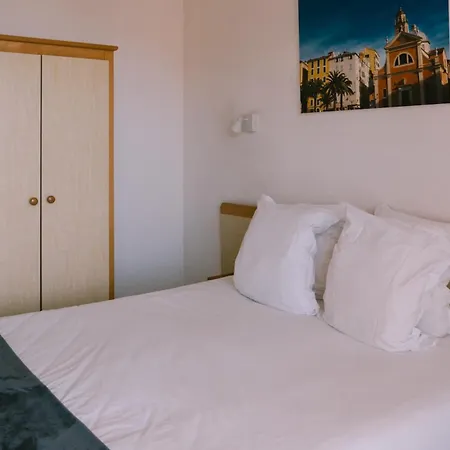 Creste E Mare Ajaccio (Corsica)