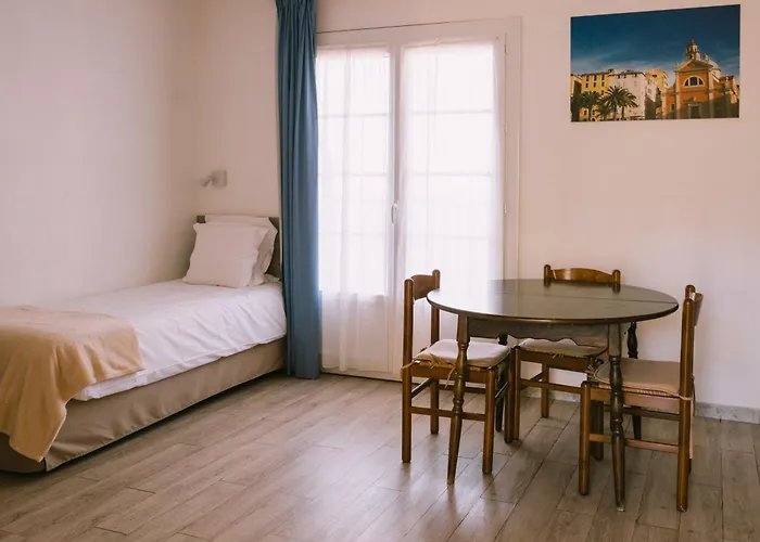 Aparthotel Creste E Mare 3*