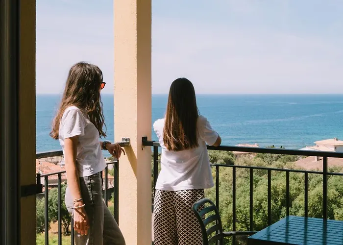 Aparthotel Creste E Mare 3*