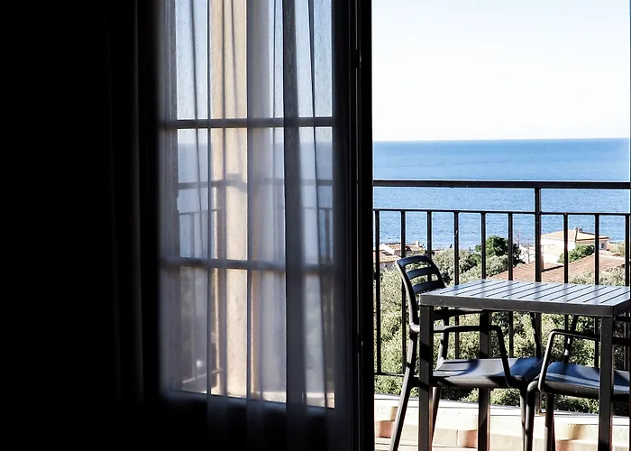 Creste E Mare Aparthotel 3*